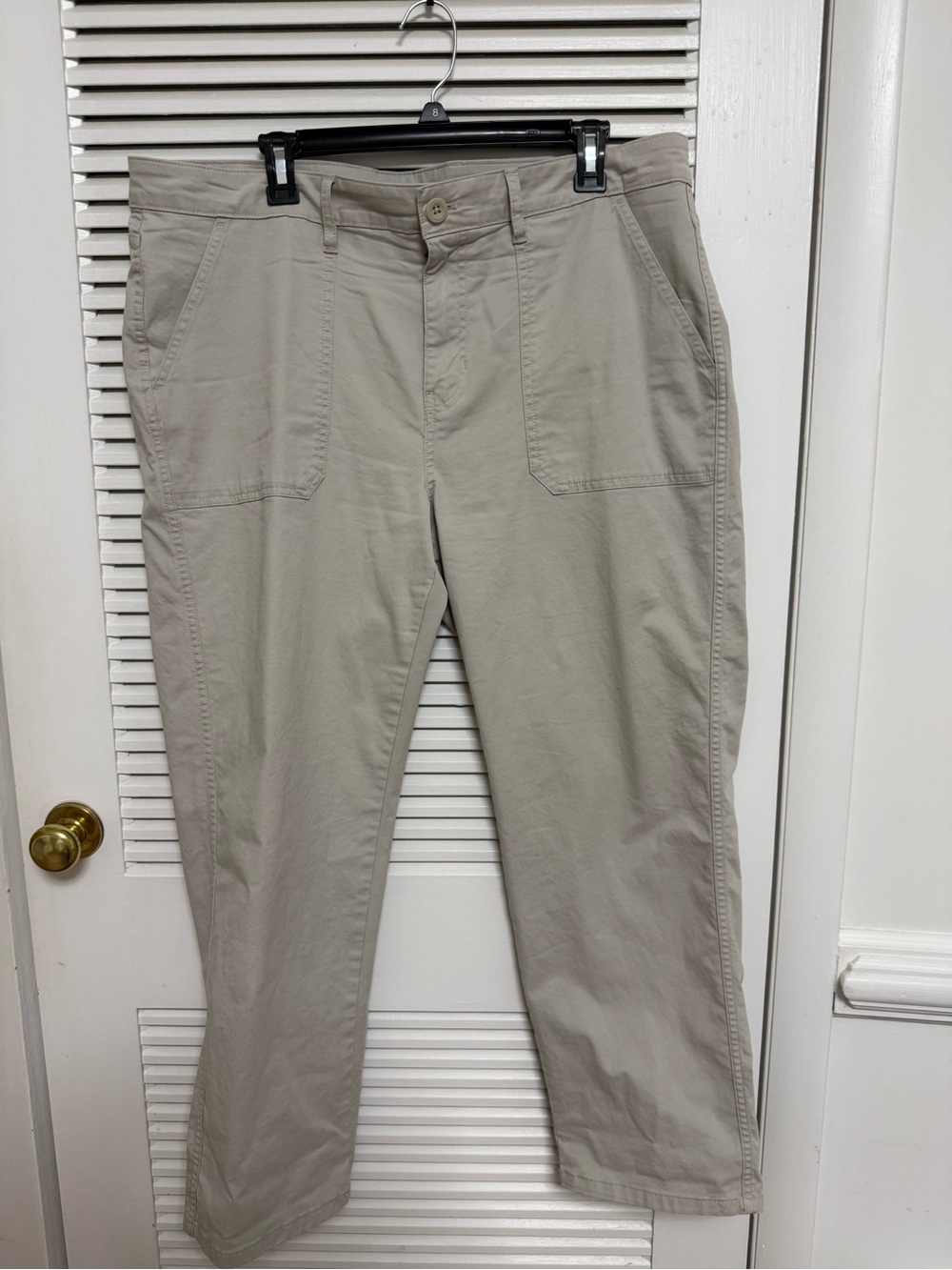 Eddie Bauer Women's Light Khaki Straight-Leg Chinos